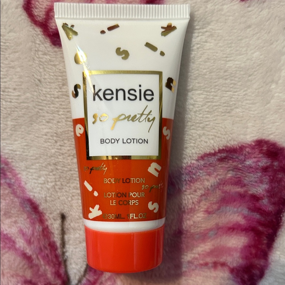 Kensie So Pretty Body Lotion - Vibrant Orange